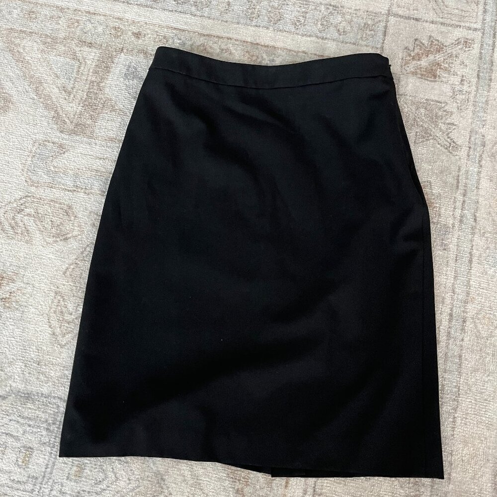 LOFT black pencil skirt Sz 4P